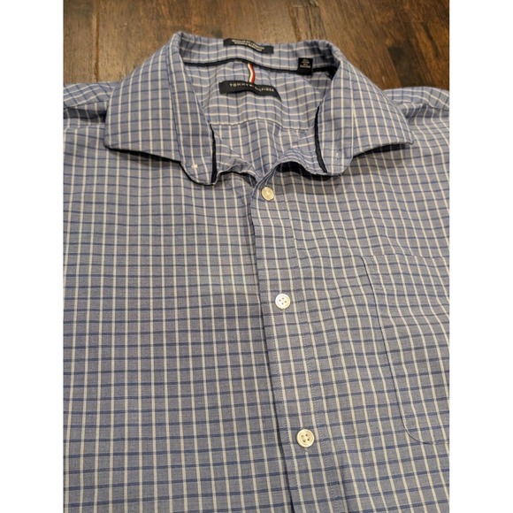 Tommy Hilfiger Shirt Mens Extra Large Blue Plaid Stretch Button Up Wrinkle Free - Picture 5 of 10